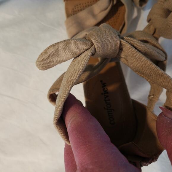 Beige Strappy Cotton‎ Blend Back Ankle Zip Wooden Heels 9 Country Club Weddings - Picture 5 of 7